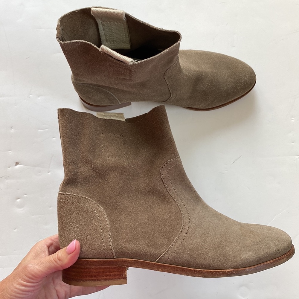 Boden Ankle Suede Chelsea Boots Size 40